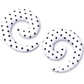 0 Gauge White Acrylic Polka Dots Black Spiral Taper Set 0 Gauge White Acrylic Polka Dots Black Spiral Taper Set