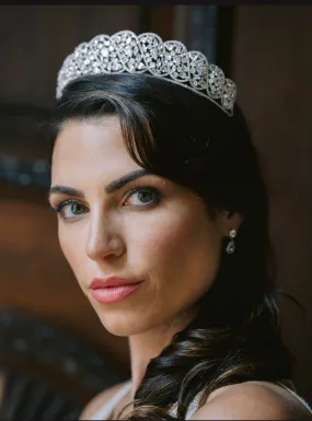 DELIA Tiara DELIA Tiara