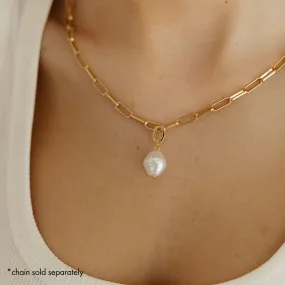 Pearl Charm (Gold) Pearl Charm (Gold)
