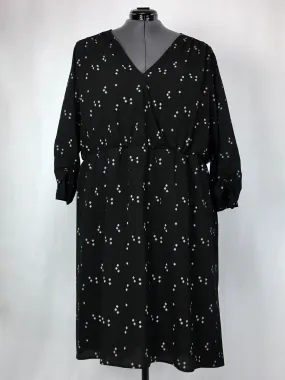 Studio B Size 3X Black & White Faux Wrap Square Dots Dress Studio B Size 3X Black & White Faux Wrap Square Dots Dress