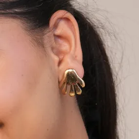 TFC Claw Gold Plated Stud Earrings TFC Claw Gold Plated Stud Earrings