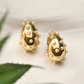 TFC Pearly Bottega Gold Plated Stud Earrings TFC Pearly Bottega Gold Plated Stud Earrings