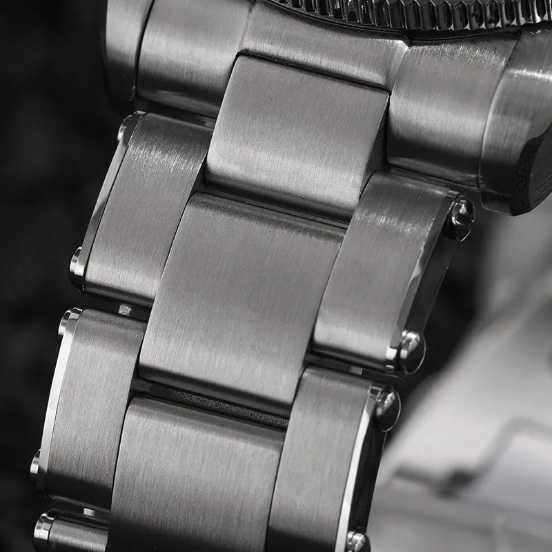 Thorn 39mm Diver 6200 Retro Diver Watch