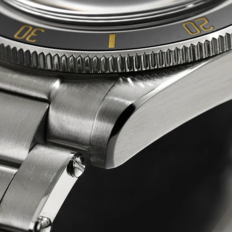 Thorn 39mm Diver 6200 Retro Diver Watch